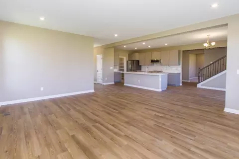 939 Skipton Loop, Delaware, OH 43015 photo 12