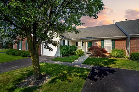 1027 Oak Bay Dr, Galloway, OH 43119