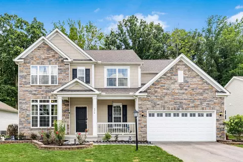 374 Colony Ridge Dr, Delaware, OH 43015