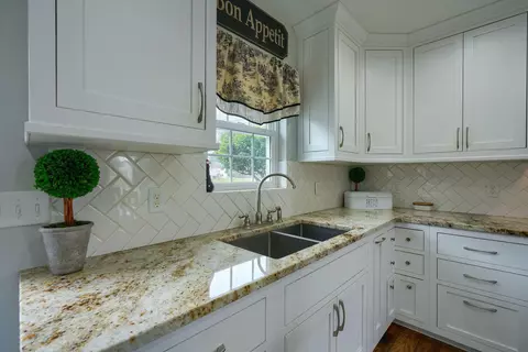 370 Sunnyview Dr, Circleville, OH 43113 photo 12