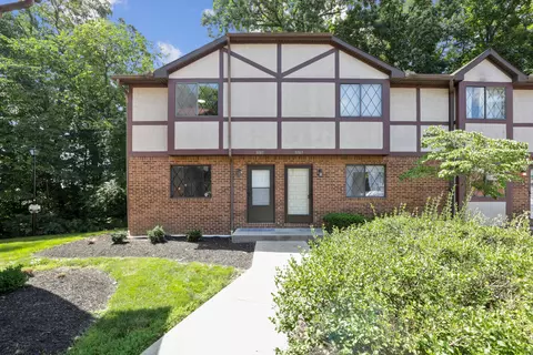 3085 Highcliff Ct, Columbus, OH 43231