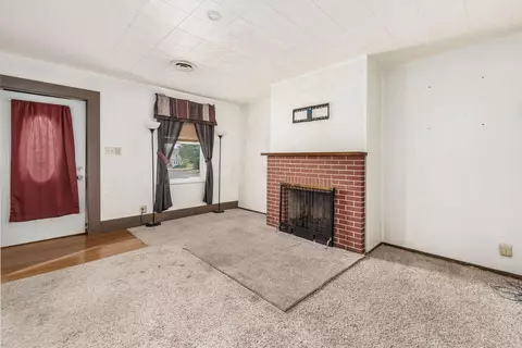 110 W Water St, Circleville, OH 43113 photo 7