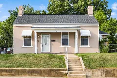 110 W Water St, Circleville, OH 43113 photo 2
