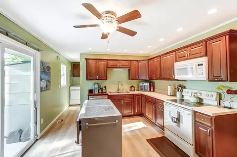 3240 Vineyard St, Springfield, OH 45503 photo 6