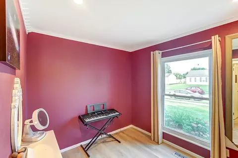 3240 Vineyard St, Springfield, OH 45503 photo 13