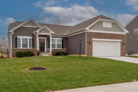 306 Green Acres Dr, Johnstown, OH 43031