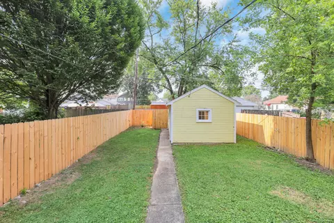 815 E Deshler Ave, Columbus, OH 43206 photo 12
