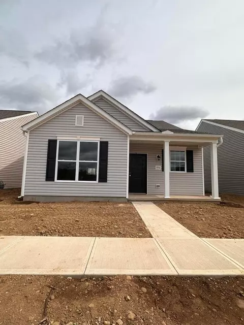1976 High Bridge St, Newark, OH 43055