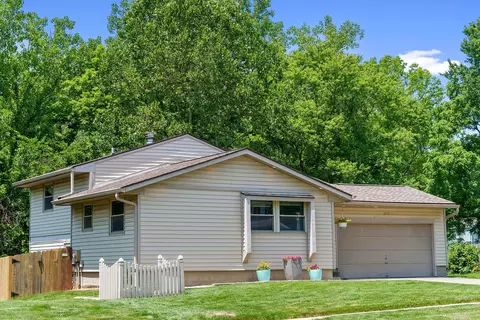 6473 Cherokee Rose Dr, Westerville, OH 43081