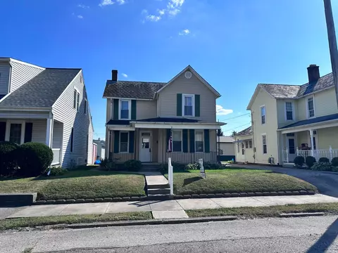 222 Reber Ave, Lancaster, OH 43130