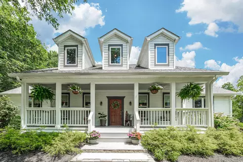 132 Shawnee Loop N, Pataskala, OH 43062