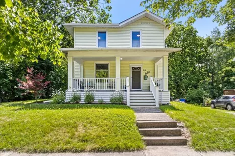 24 Forest Ave, Delaware, OH 43015
