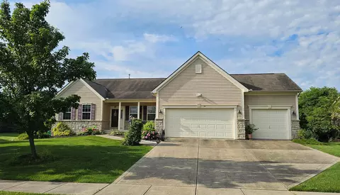 8799 Creekwood Dr, Canal Winchester, OH 43110