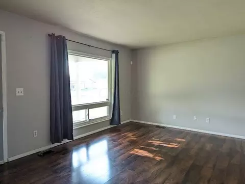 3255 Vineyard St, Springfield, OH 45503 photo 4