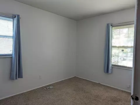 3255 Vineyard St, Springfield, OH 45503 photo 10
