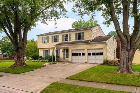 230 Abbot Ave, Worthington, OH 43085