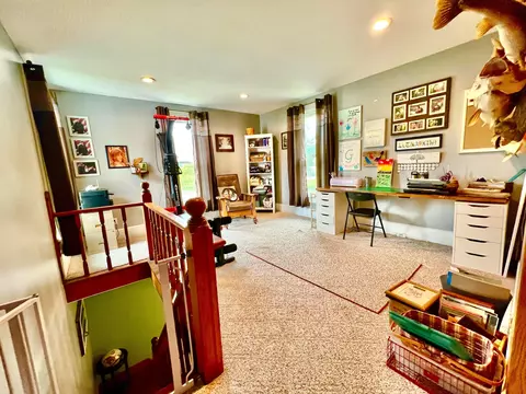 551 E Main St, Logan, OH 43138 photo 9