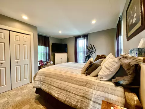 551 E Main St, Logan, OH 43138 photo 7