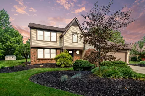 6891 Conquistador Ct, Dublin, OH 43017