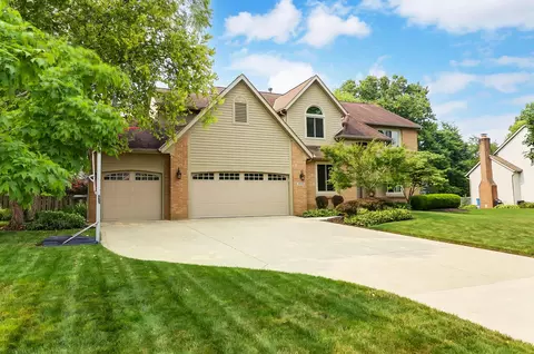 9649 Crawford Dr, Pickerington, OH 43147
