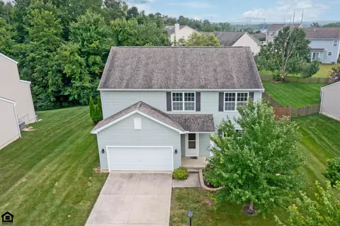 234 Bluff Ridge Dr, Pataskala, OH 43062