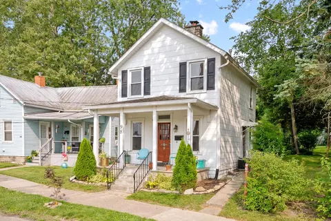 98 Potter St, Delaware, OH 43015