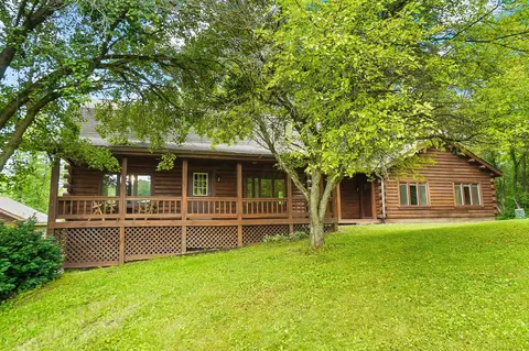 2350 Klondike Rd, Delaware, OH 43015