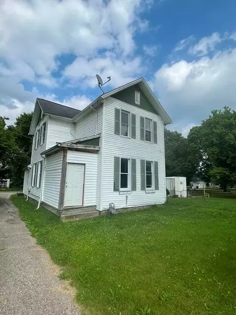 146 Conley Ave, Newark, OH 43055