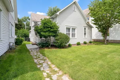 303 Park St, Lancaster, OH 43130