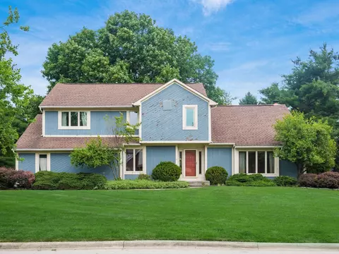 160 W Campus View Blvd, Columbus, OH 43235
