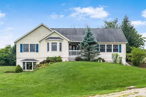 5116 Lock Rd, Centerburg, OH 43011