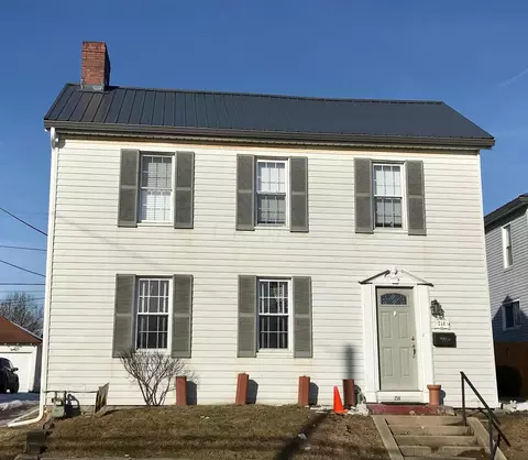 258 E Front St, Logan, OH 43138