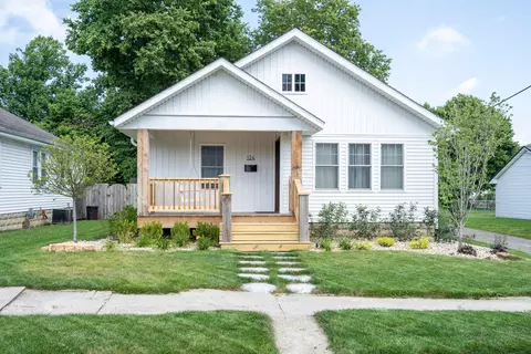 124 W Oak St, Washington Court House, OH 43160