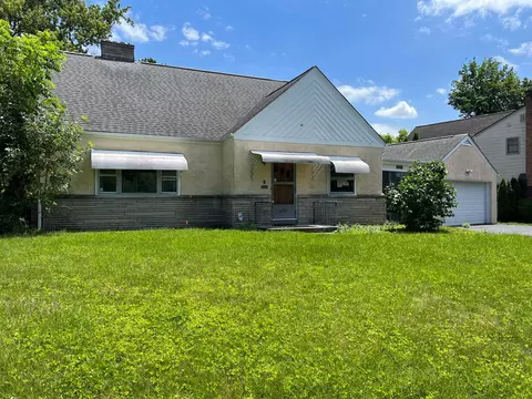 2770 Tremont Rd, Columbus, OH 43221