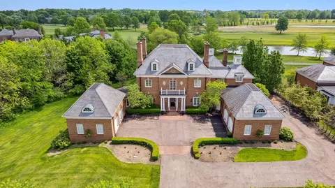 7300 Lambton Park Rd, New Albany, OH 43054