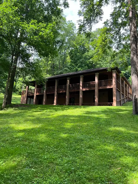10281 Fallsburg Rd NE, Newark, OH 43055