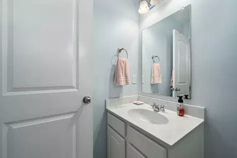 207 Schellinger St, Delaware, OH 43015 photo 33