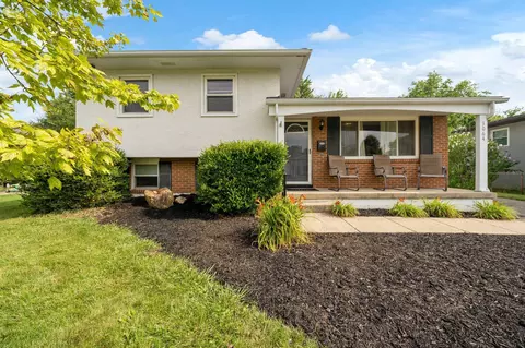 3064 Thomas Ave, Grove City, OH 43123