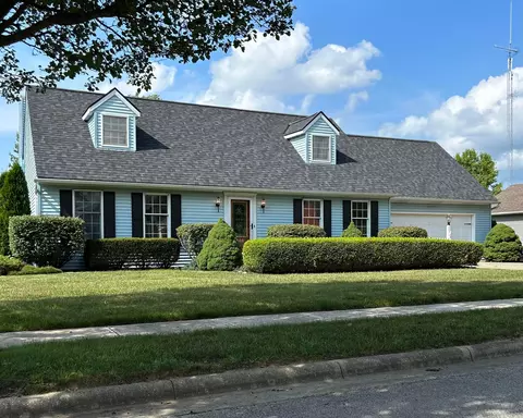1106 Farmington Ln, Washington Court House, OH 43160
