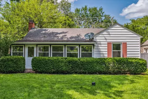 2560 E Livingston Ave, Bexley, OH 43209