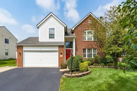663 Preston Trails Dr, Pickerington, OH 43147