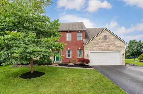 2412 Tucker Trl, Lewis Center, OH 43035
