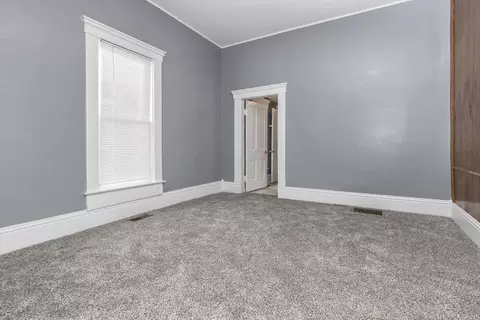 645 E Mulberry St, Lancaster, OH 43130 photo 10