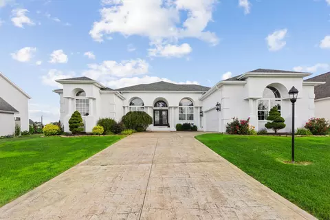 1046 Ridge Dr, Circleville, OH 43113