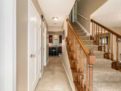 752 Executive Blvd, Delaware, OH 43015 photo 2