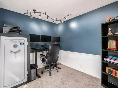 752 Executive Blvd, Delaware, OH 43015 photo 3