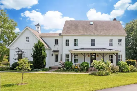 8608 Liberty Rd N, Powell, OH 43065