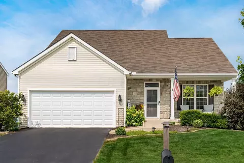 2119 Trophy Dr, Marysville, OH 43040