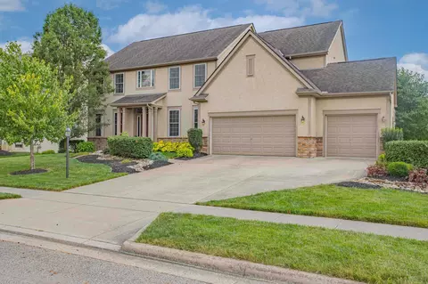 8705 Birch Brook Loop NW, Pickerington, OH 43147