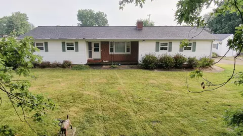 7410 Dry Run Rd, Kingston, OH 45644